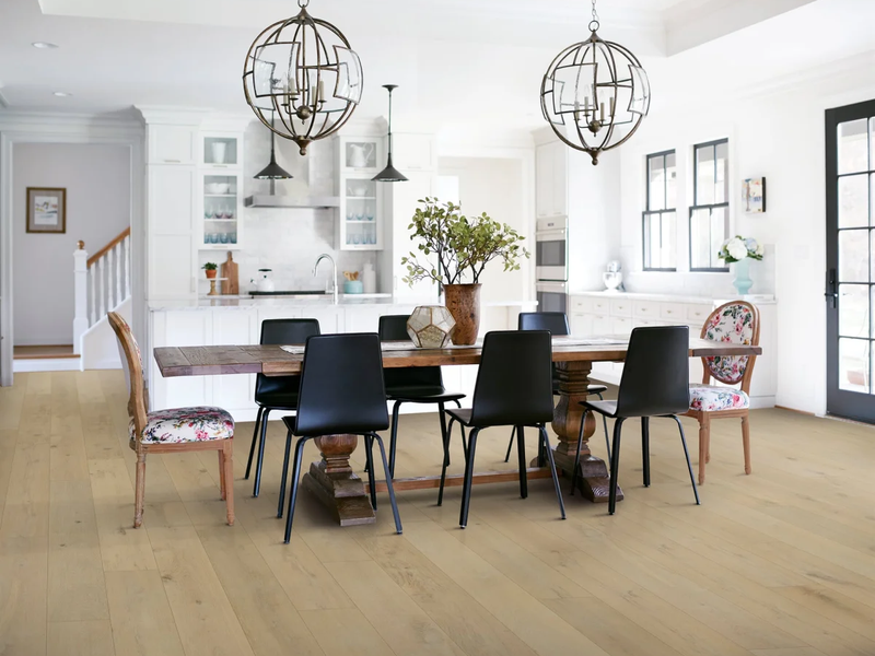 Hardwood flooring in dining room in the Warren, MI area - Trudel Flooring, Inc